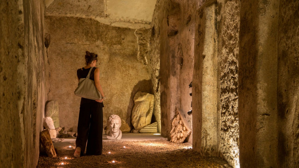 Hotel-The-Inn-and-the-Roman-Forum-cripro-portico-20